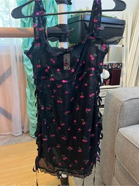 NWT torrid Black Mesh Mini Chemise with Pink & Green Cherry Embroidery
